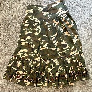 MISS ME Camouflage Skirt With Sequins Size Small